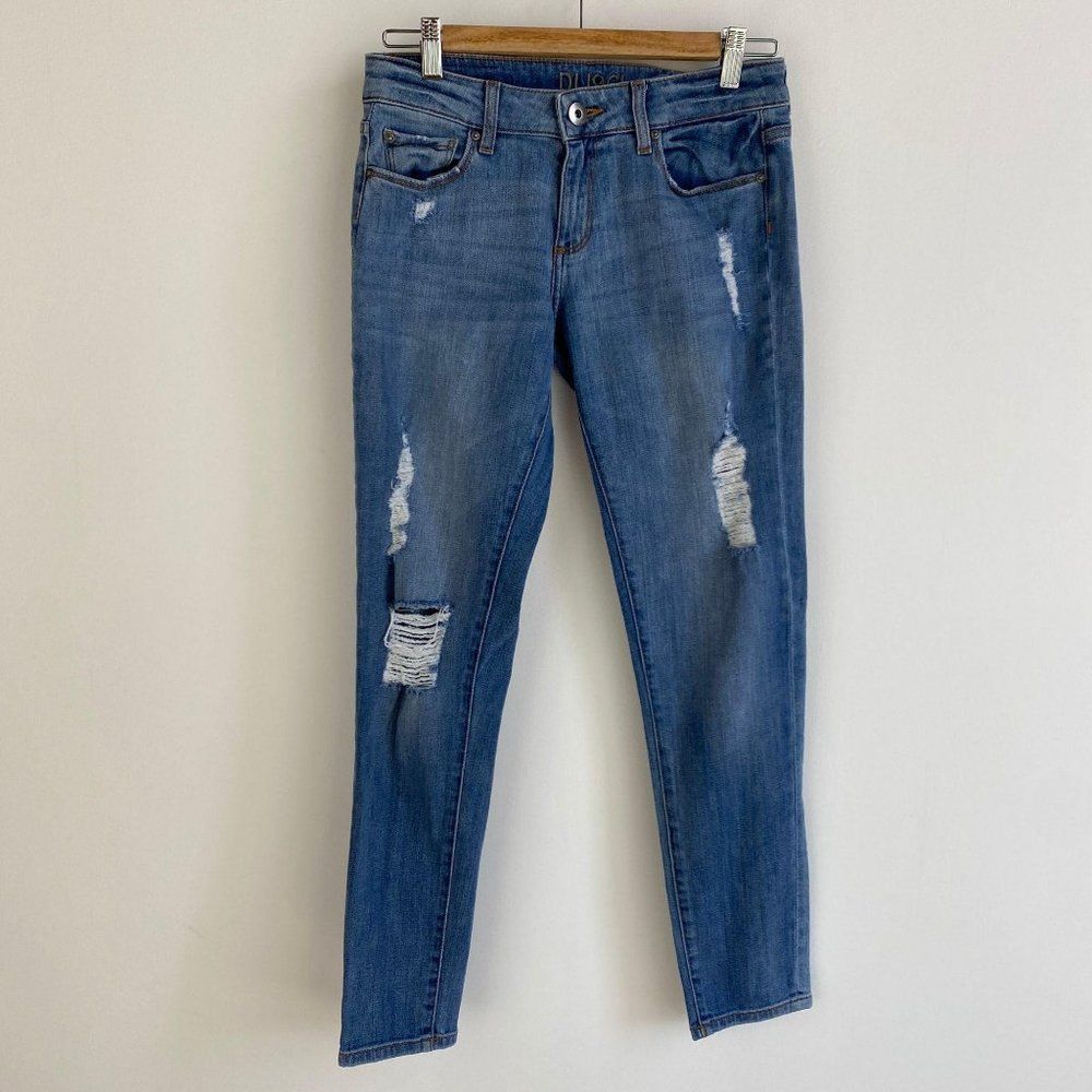 DL 1961 Ripped Skinny Jeans Mid Rise